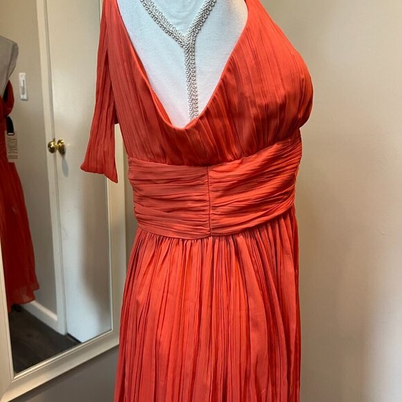 NWT BB Dakota Tangerine Garland Crepe Halter dress, Size 10 - Picture 8 of 16